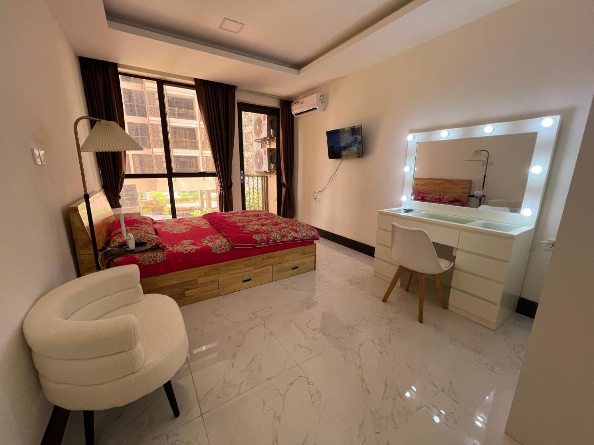 Budget Private Studio With Free Luxurious Pool And Gym By Sym B625 Phnom Penh Exterior foto